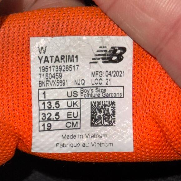 New Balance Fresh Foam Arishi v3 Youth Running Shoes (Size 1Y) – Black/Orange - Picture 9 of 9